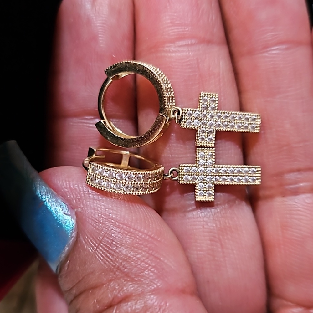 Hoop earrings 10k